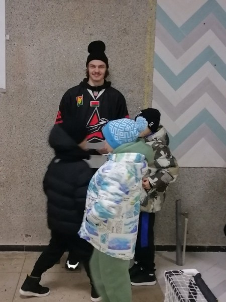 Как барановичские хоккеисты шумели в кинотеатре «Октябрь» Как барановичские хоккеисты шумели в кинотеатре «Октябрь»