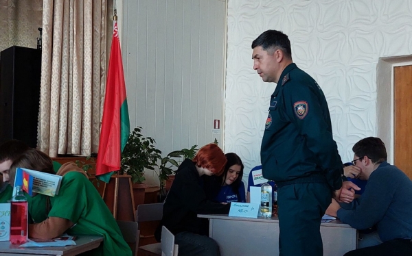 Кто победил в интеллектуальном квизе «Не прожигай свою жизнь!» Кто победил в интеллектуальном квизе «Не прожигай свою жизнь!»