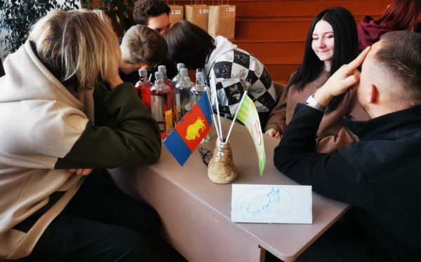 Кто победил в интеллектуальном квизе «Не прожигай свою жизнь!» Кто победил в интеллектуальном квизе «Не прожигай свою жизнь!»