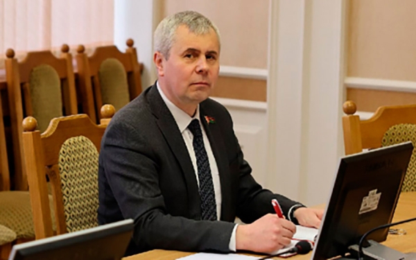 Президент нацеливает общество на сплоченность в вопросах укрепления обороноспособности страны – Хлобукин Президент нацеливает общество на сплоченность в вопросах укрепления обороноспособности страны – Хлобукин