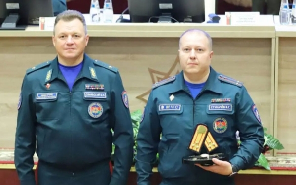 Присвоено очередное специальное звание начальнику Барановичского ГРОЧС Присвоено очередное специальное звание начальнику Барановичского ГРОЧС