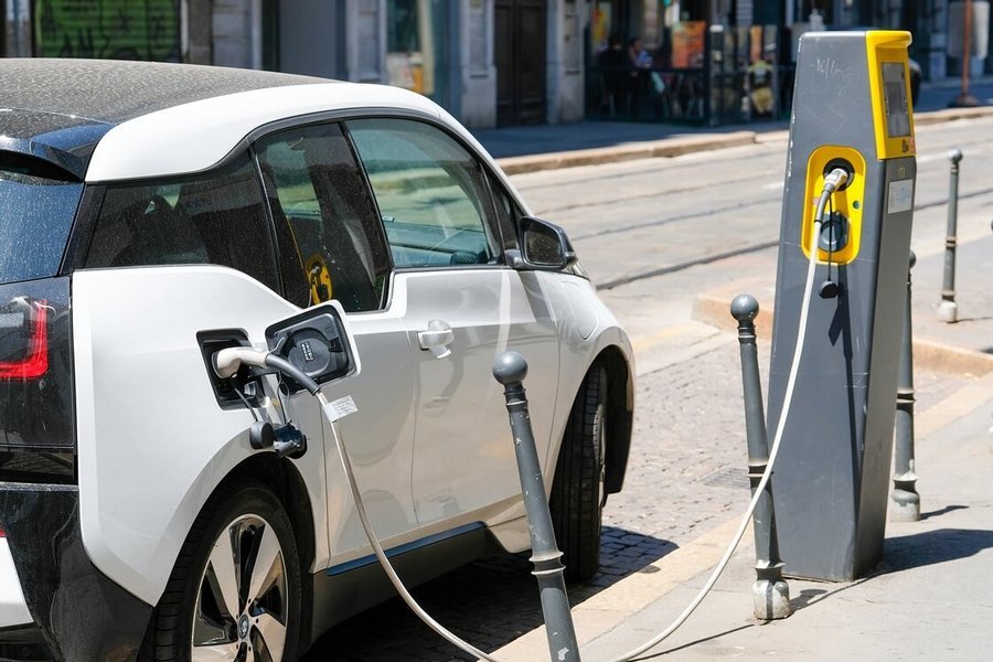 Покупка или аренда электромобиля?