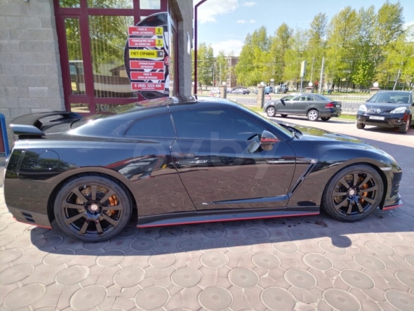 Сколько стоит в Беларуси Nissan GT-R — один из самых доступных суперкаров?