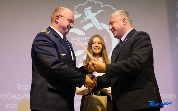 Труд крут! В Барановичах подвели итоги третьего трудового семестра. Фоторепортаж Труд крут! В Барановичах подвели итоги третьего трудового семестра. Фоторепортаж