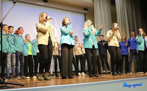 Труд крут! В Барановичах подвели итоги третьего трудового семестра. Фоторепортаж Труд крут! В Барановичах подвели итоги третьего трудового семестра. Фоторепортаж