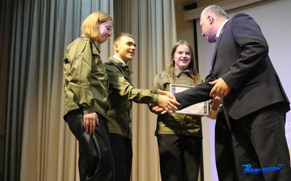 Труд крут! В Барановичах подвели итоги третьего трудового семестра. Фоторепортаж Труд крут! В Барановичах подвели итоги третьего трудового семестра. Фоторепортаж
