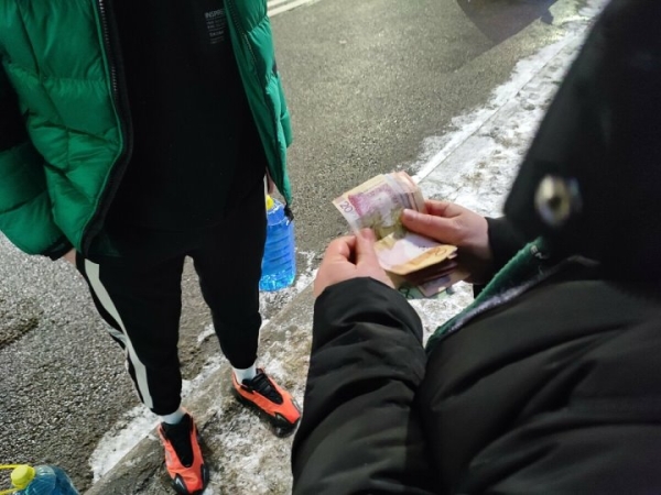 У налоговой возникли вопросы к ввезенной в РБ незамерзайке. Во сколько это обошлось импортеру? У налоговой возникли вопросы к ввезенной в РБ незамерзайке. Во сколько это обошлось импортеру?