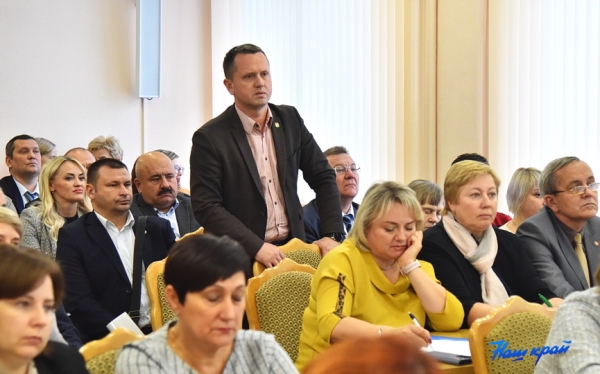 В Барановичах решали, что поможет привести кадры на предприятия В Барановичах решали, что поможет привести кадры на предприятия