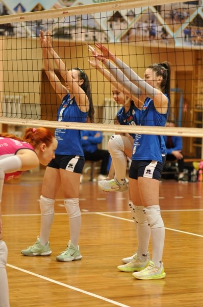 В первом круге без побед. «Атлант» (Барановичи) – «Минчанка-2» – 0:3 В первом круге без побед. «Атлант» (Барановичи) – «Минчанка-2» – 0:3