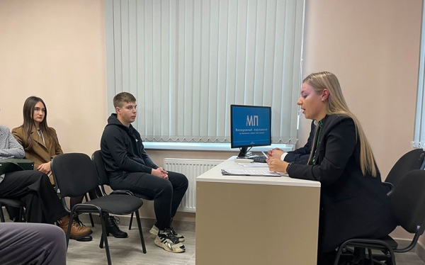   В преддверии важной избирательной кампании в Барановичах стартовали встречи с работающей молодежью