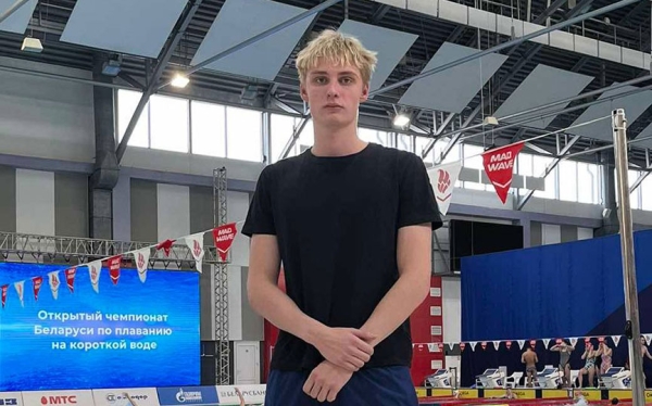 Воспитанник ДЮСШ № 4 Барановичей по плаванию выполнил норматив на звание мастера спорта