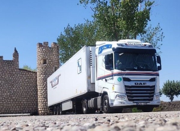 Белоруска устала ждать мужа из рейсов и вместе с ним ушла в дальнобой Белоруска устала ждать мужа из рейсов и вместе с ним ушла в дальнобой