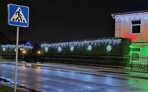 Фотофакт: музей железнодорожной техники в Барановичах сияет новогодними огнями Фотофакт: музей железнодорожной техники в Барановичах сияет новогодними огнями