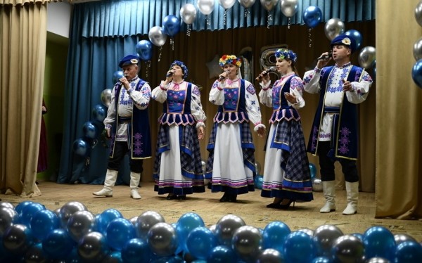 Фоторепортаж. Как в Барановичском районе прошел юбилейный концерт вокальной группы «Рунь»