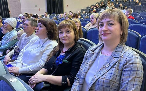 Фоторепортаж. В Барановичском ГДК прошла елка для детей с ограниченными возможностями