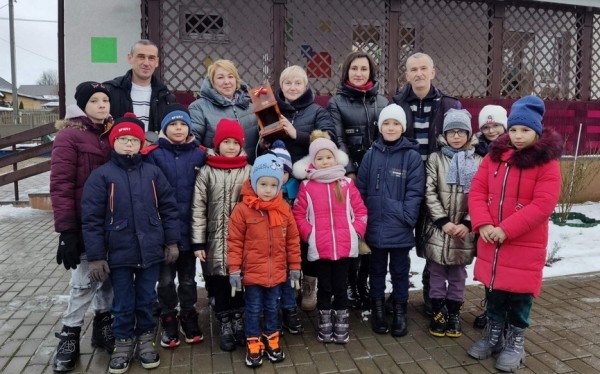 Где установили «кормушку добра» от барановичских школьников Где установили «кормушку добра» от барановичских школьников