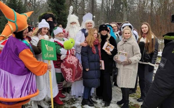 Как Барановичский парк животных в Беловежской пуще Деда Мороза… женил Как Барановичский парк животных в Беловежской пуще Деда Мороза… женил