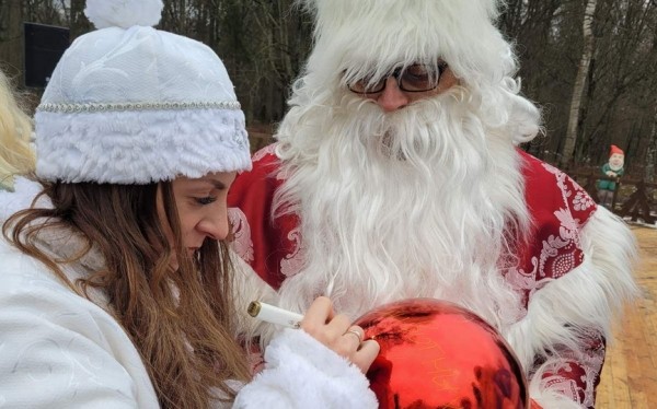 Как Барановичский парк животных в Беловежской пуще Деда Мороза… женил Как Барановичский парк животных в Беловежской пуще Деда Мороза… женил