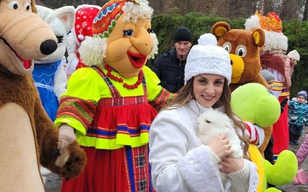 Как Барановичский парк животных в Беловежской пуще Деда Мороза… женил Как Барановичский парк животных в Беловежской пуще Деда Мороза… женил