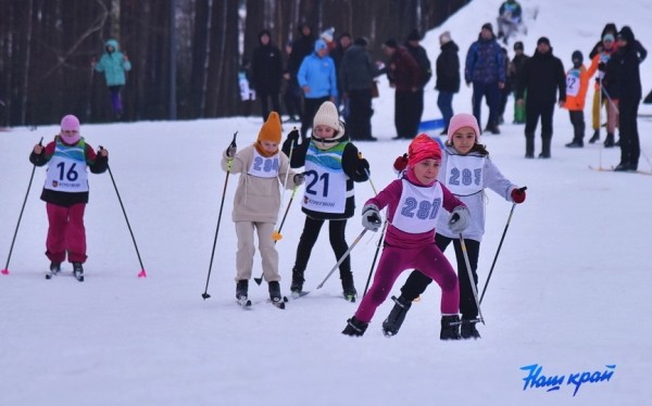 Кто из участников районного этапа соревнований «Снежный снайпер» – самый быстрый и меткий