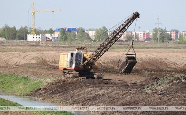 Мелиораторы Брестской области планируют в 2024 году вернуть в сельхозоборот 26 тыс. га земель Мелиораторы Брестской области планируют в 2024 году вернуть в сельхозоборот 26 тыс. га земель
