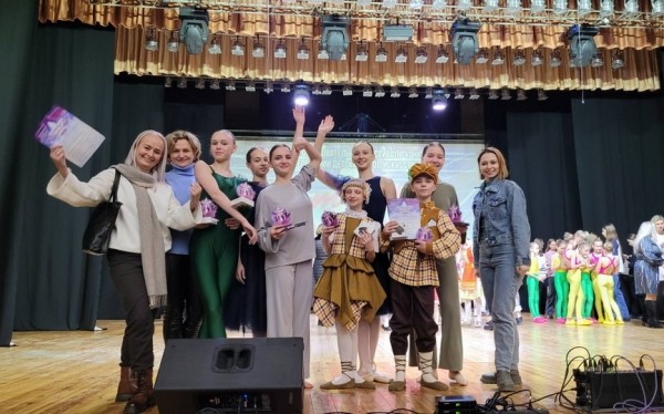 На фестивале-конкурсе «Стань звездой» достойно показала себя барановичская детская хореографическая школа