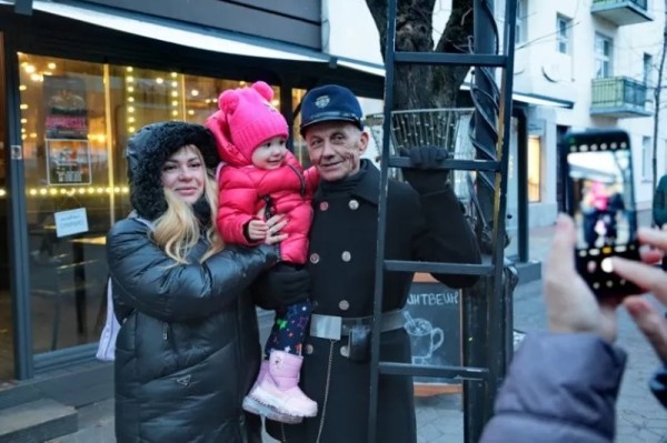 Один день из жизни брестского фонарщика Один день из жизни брестского фонарщика