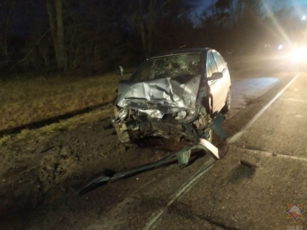 Работники МЧС спасли женщину при ДТП в Пружанах Работники МЧС спасли женщину при ДТП в Пружанах