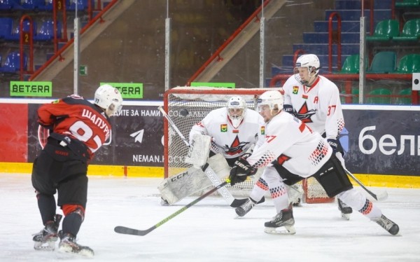 «Авиатору» спасти повторную игру не удалось «Авиатору» спасти повторную игру не удалось