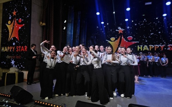 Блестящий результат! Барановичские танцоры привезли множество наград с конкурса «Happy star. Winter fest» Блестящий результат! Барановичские танцоры привезли множество наград с конкурса «Happy star. Winter fest»