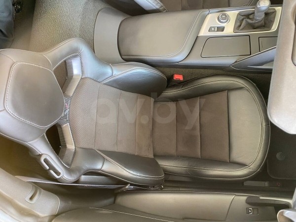 Больше 6 литров под капотом. Сколько просят в Беларуси за легендарный Chevrolet Corvette? Больше 6 литров под капотом. Сколько просят в Беларуси за легендарный Chevrolet Corvette?