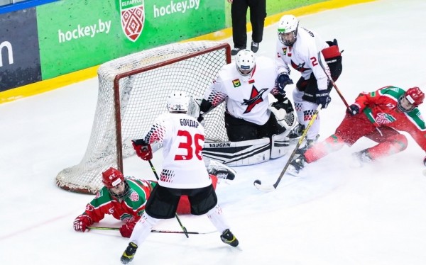 Игры в столице принесли барановичскому "Авиатору" максимальное количество очков