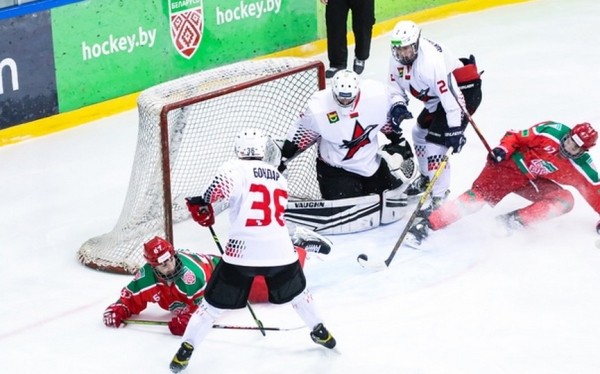 Игры в столице принесли барановичскому "Авиатору" максимальное количество очков