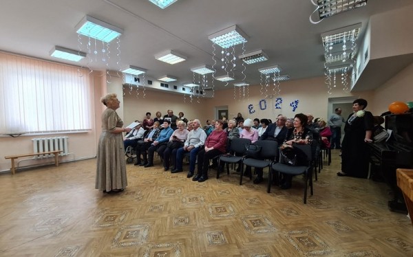 Искусство без возраста. Барановичский клуб «Никогда не поздно» дал концерт Искусство без возраста. Барановичский клуб «Никогда не поздно» дал концерт
