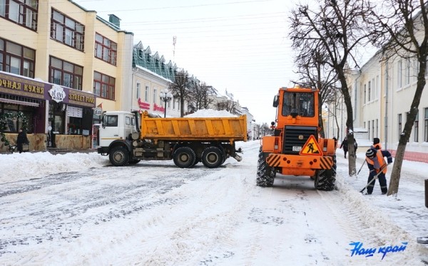 Испытание снегом в Барановичах продолжается