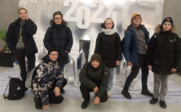 Юные барановичские интеллектуалы вошли в тройку лучших на республиканских состязаниях «Зима-2024»