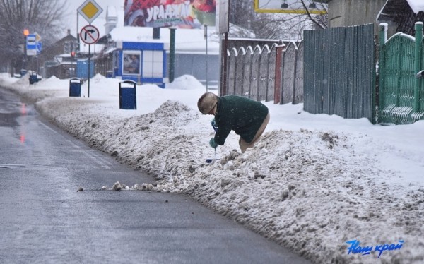 Как в Барановичах убирают снег Как в Барановичах убирают снег
