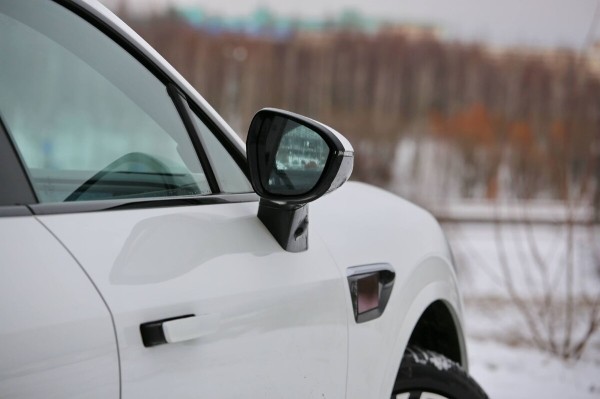 «Когда грянули морозы, заряда гарантированно хватало на 400 км». Белорус о владении роскошным «китайцем» Avatr 11 «Когда грянули морозы, заряда гарантированно хватало на 400 км». Белорус о владении роскошным «китайцем» Avatr 11