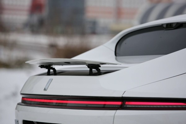 «Когда грянули морозы, заряда гарантированно хватало на 400 км». Белорус о владении роскошным «китайцем» Avatr 11 «Когда грянули морозы, заряда гарантированно хватало на 400 км». Белорус о владении роскошным «китайцем» Avatr 11