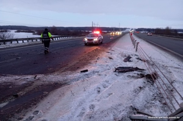 Массовая авария на М1. Водитель опрокинувшегося Geely Coolray рассказал, как все произошло