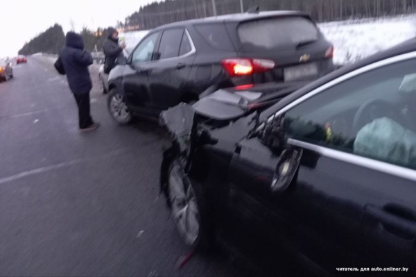 Массовая авария на М1. Водитель опрокинувшегося Geely Coolray рассказал, как все произошло