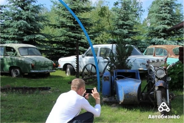Музей «спасенных кузовов» под открытым небом есть в Дрогичине