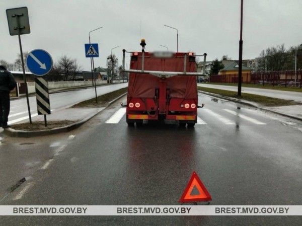 В Бресте на Рябцева сбили пенсионерку В Бресте на Рябцева сбили пенсионерку