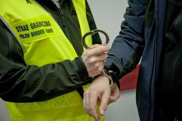 В Польше на парковке проверили Citroen белоруса. А в нем – электровелосипеды на 25 тысяч $ без документов