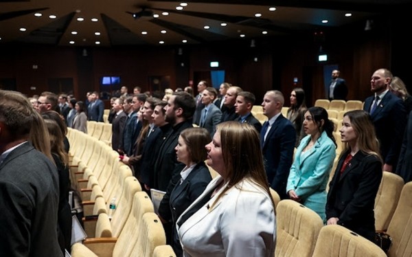 В заседании Молодежного парламента при Национальном собрании приняла участие представительница Барановичей В заседании Молодежного парламента при Национальном собрании приняла участие представительница Барановичей