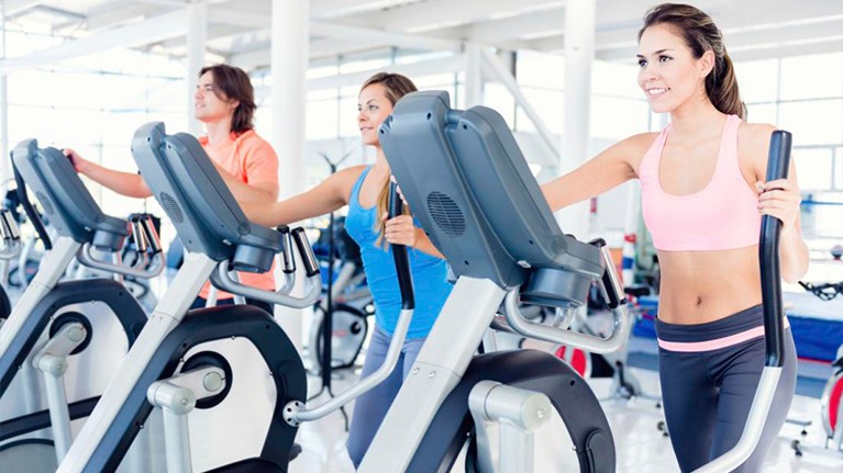 Эллиптический тренажёр: идеальное средство для комплексной тренировки и поддержания здоровья