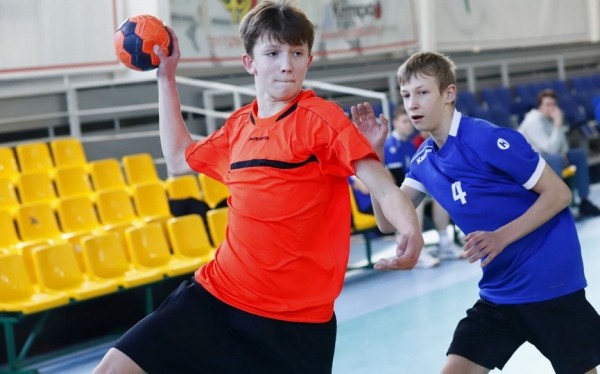 Барановичские гандболисты подтягиваются и занимают призовые места на соревнованиях 