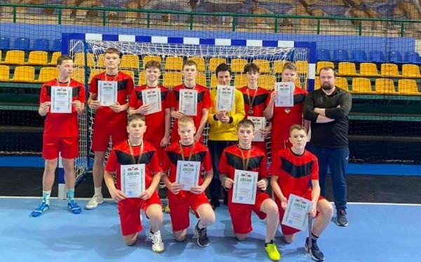 Барановичские гандболисты подтягиваются и занимают призовые места на соревнованиях 