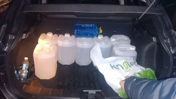 Бизнес-план провалился. У мужчины оперативники изъяли 155 л спирта