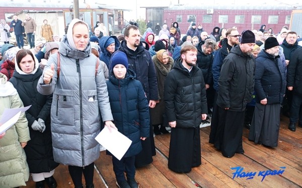 Божья радость! Купол храма святой Валентины Минской в Барановичах увенчал освященный крест, а на территории зазвонили освященные колокола Божья радость! Купол храма святой Валентины Минской в Барановичах увенчал освященный крест, а на территории зазвонили освященные колокола